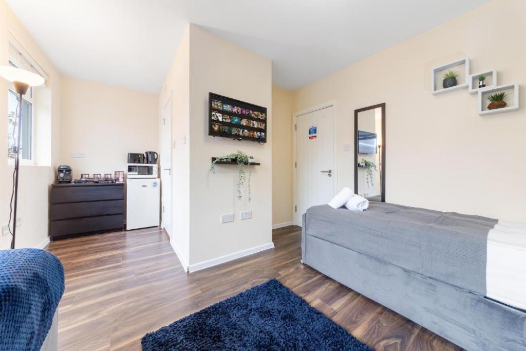 ايزلورث Twickenham Homes المظهر الخارجي الصورة