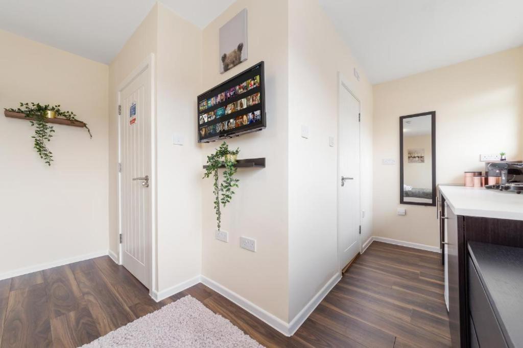 ايزلورث Twickenham Homes المظهر الخارجي الصورة